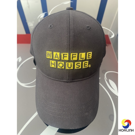 Nón kết thêu chữ nổi bật