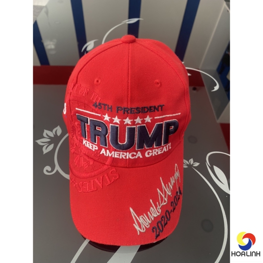 Nón đỏ thời trang Trump 